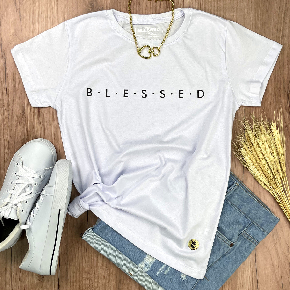 Camiseta Feminina Branca B.L.E.S.S.E.D
