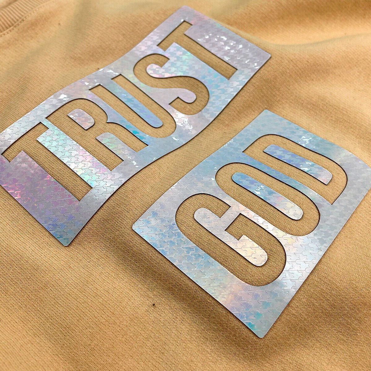 Moletom Caqui Trust God Holográfico