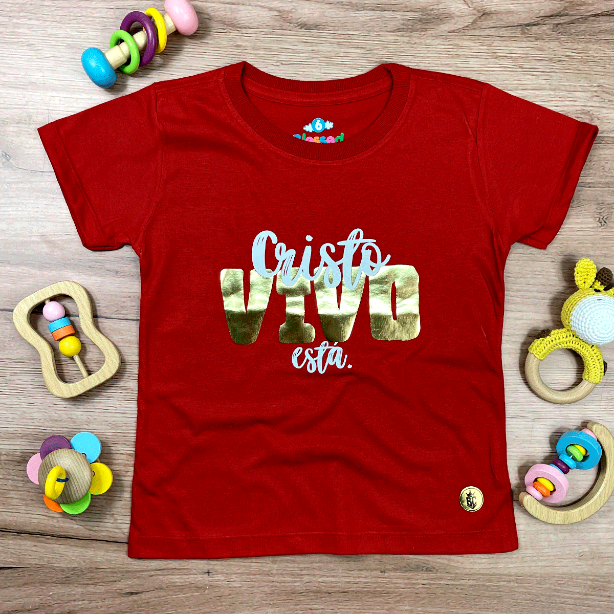 T-Shirt Infantil Vermelha Cristo Vivo Está