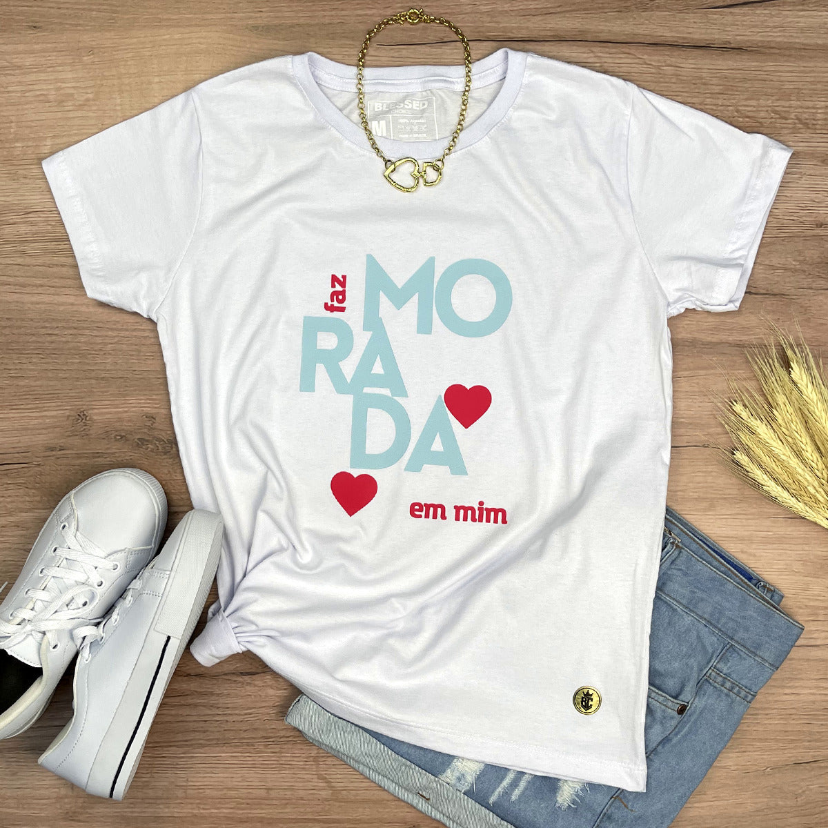 Camiseta Feminina Branca Faz morada em mim