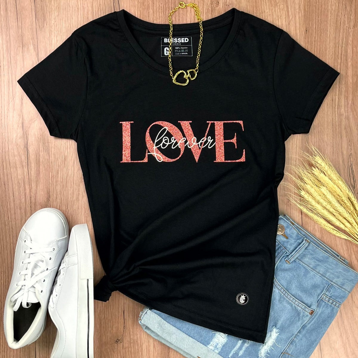Camiseta Feminina Preta Love forever