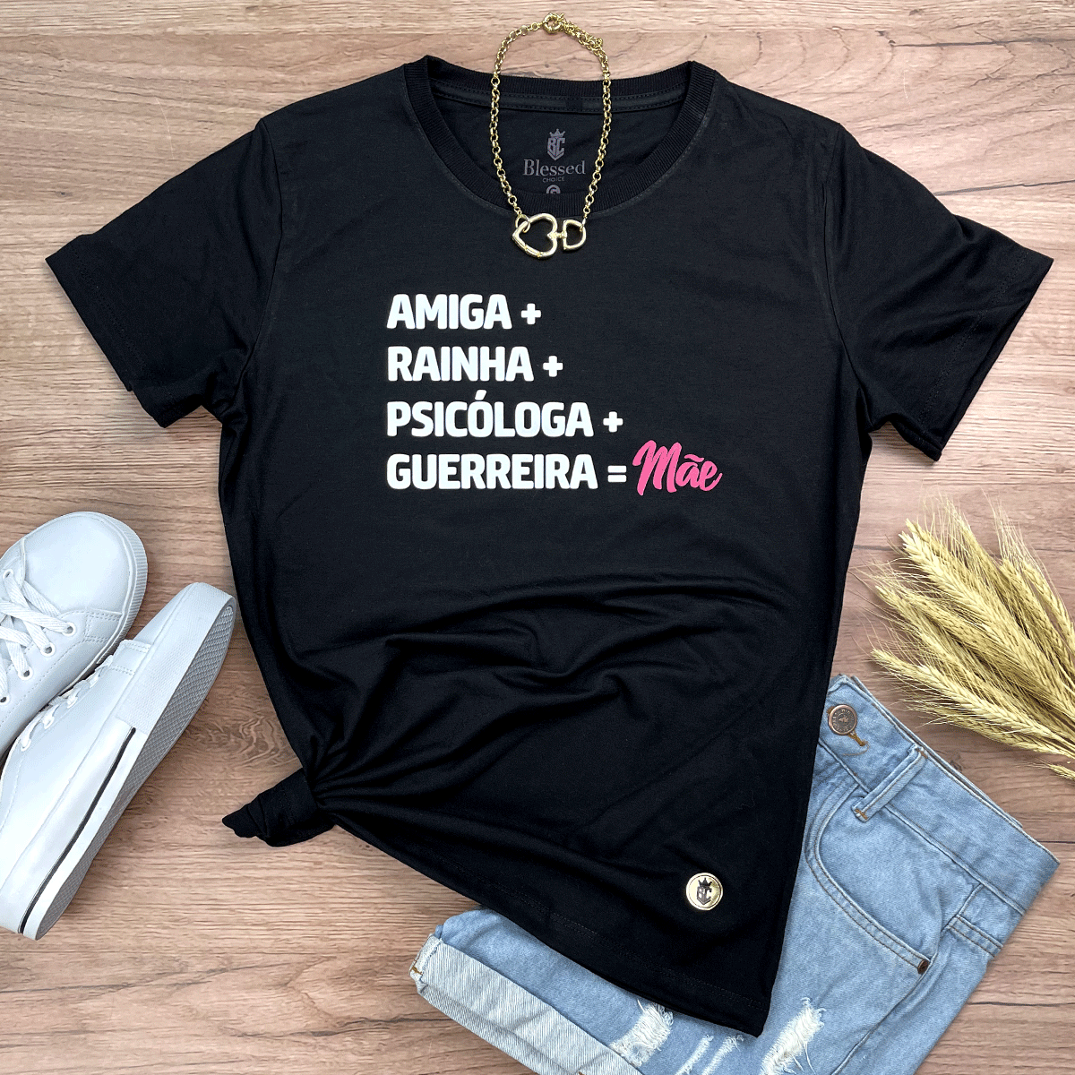 Camiseta Feminina Preta Amiga Igual Mãe