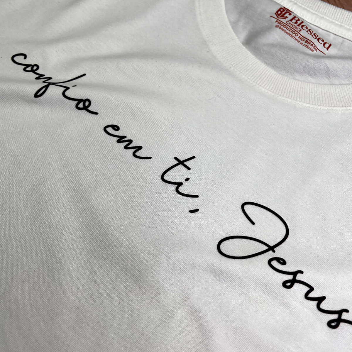 Camiseta Feminina Off White Confio Em Ti Jesus