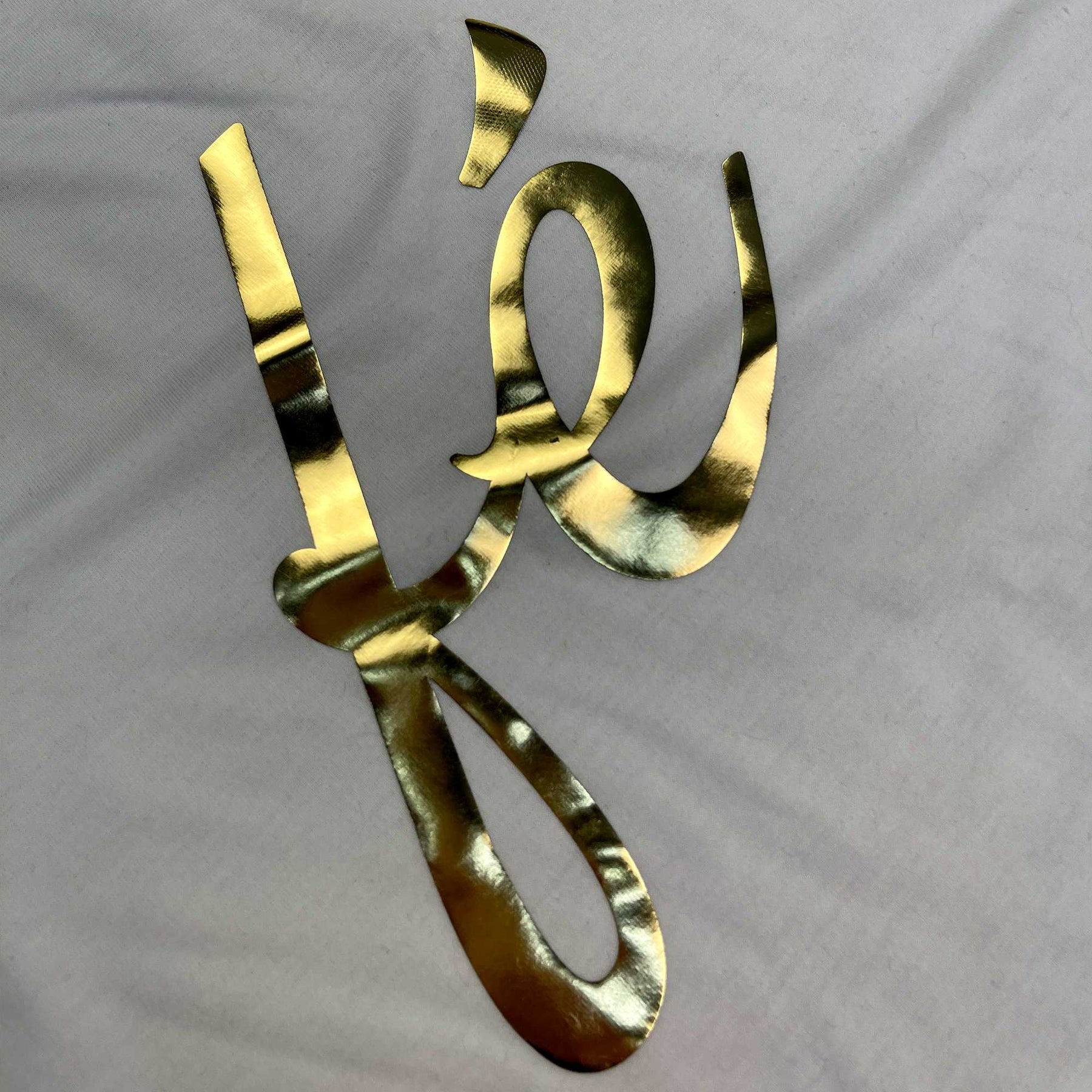 Camiseta Feminina Branca Fé Manuscrito Dourado