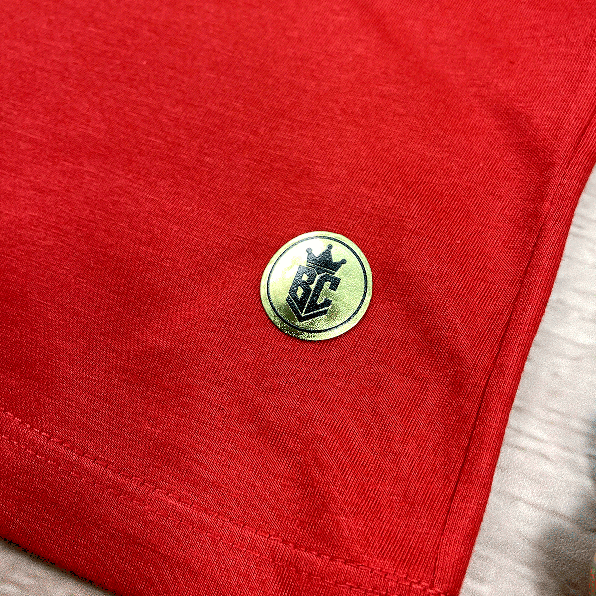 Camiseta Feminina Vermelha Cruz Leão E Cordeiro