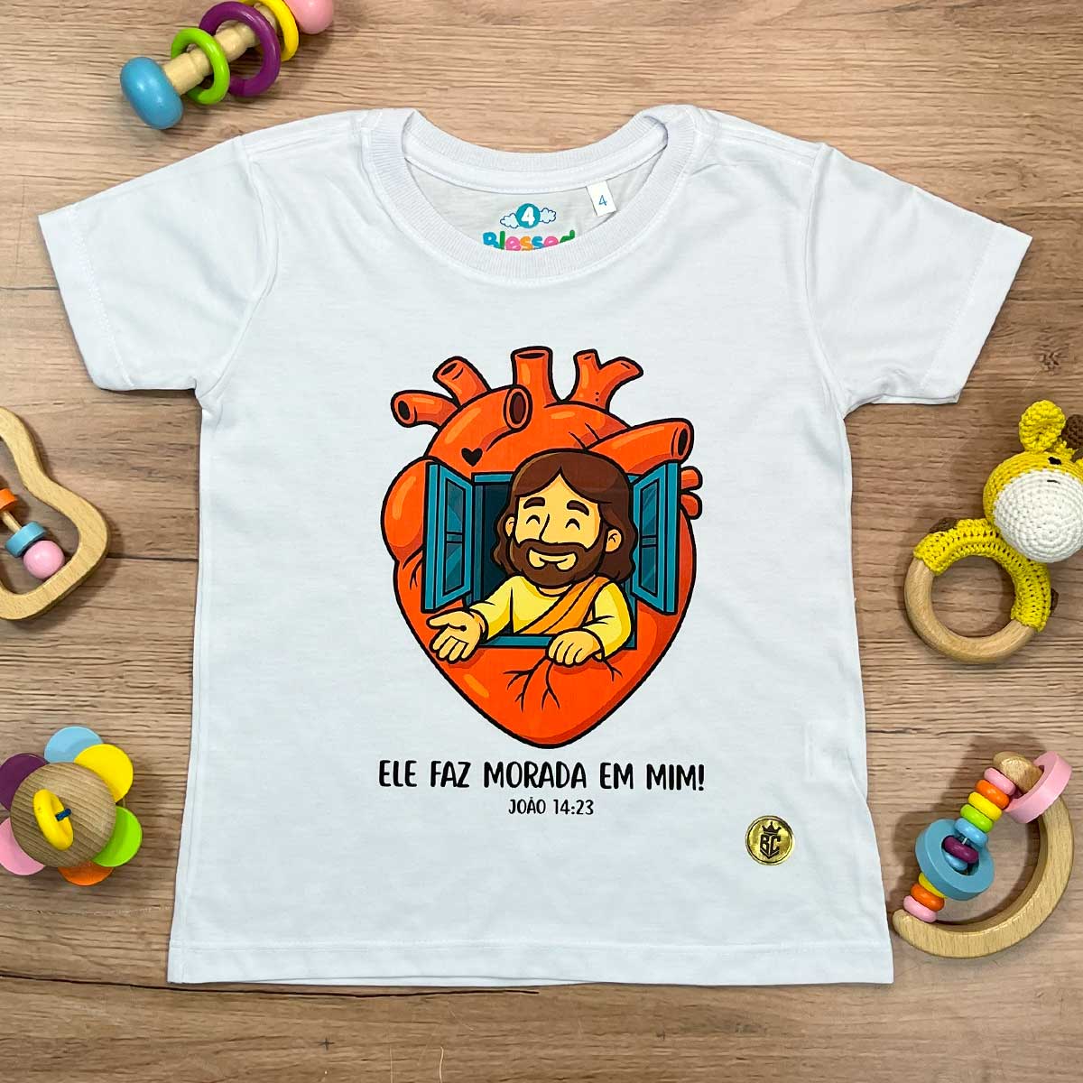 T-Shirt Infantil Branca Ele Faz Morada Em Mim!