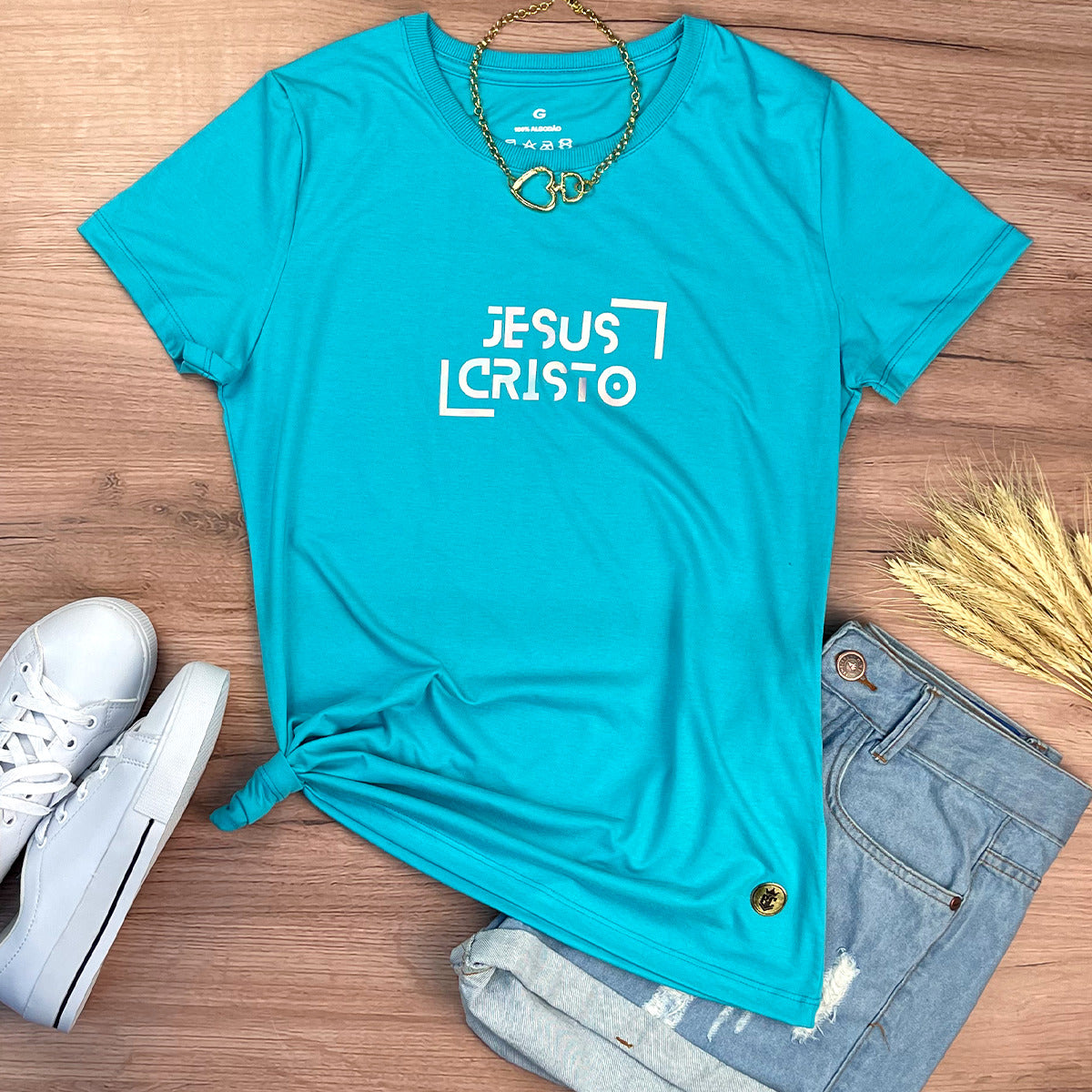 Camiseta Feminina Turquesa Jesus Cristo Holográfico