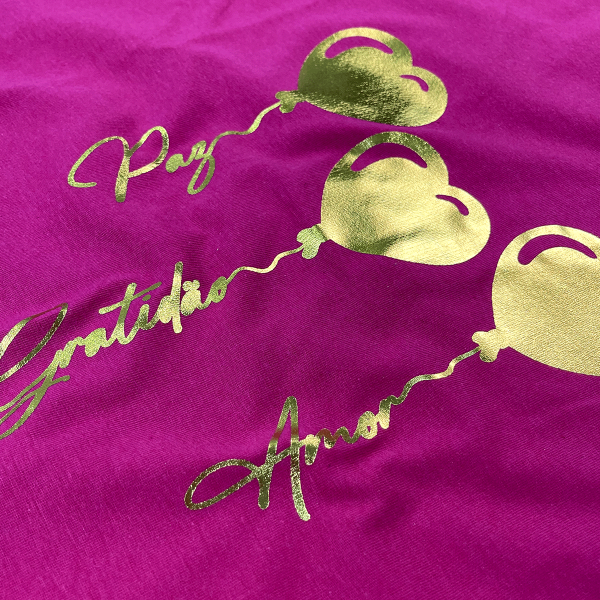 Camiseta Feminina Pink Coração Paz Amor Dourado