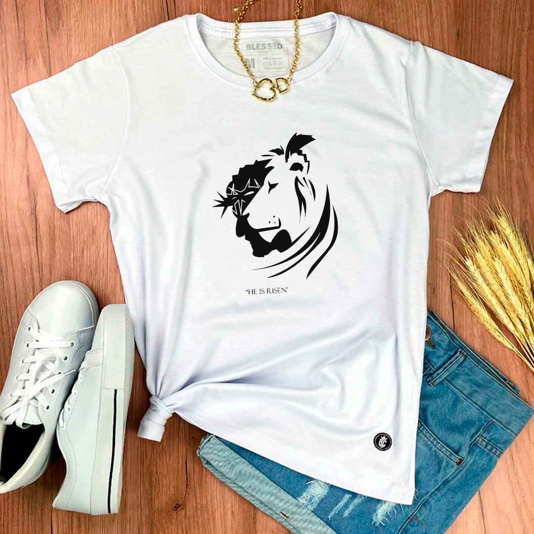 Camiseta Feminina Branca Jesus Leão He Is Risen