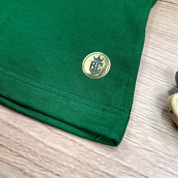 T-Shirt Infantil Verde Saúde Coração Dourado