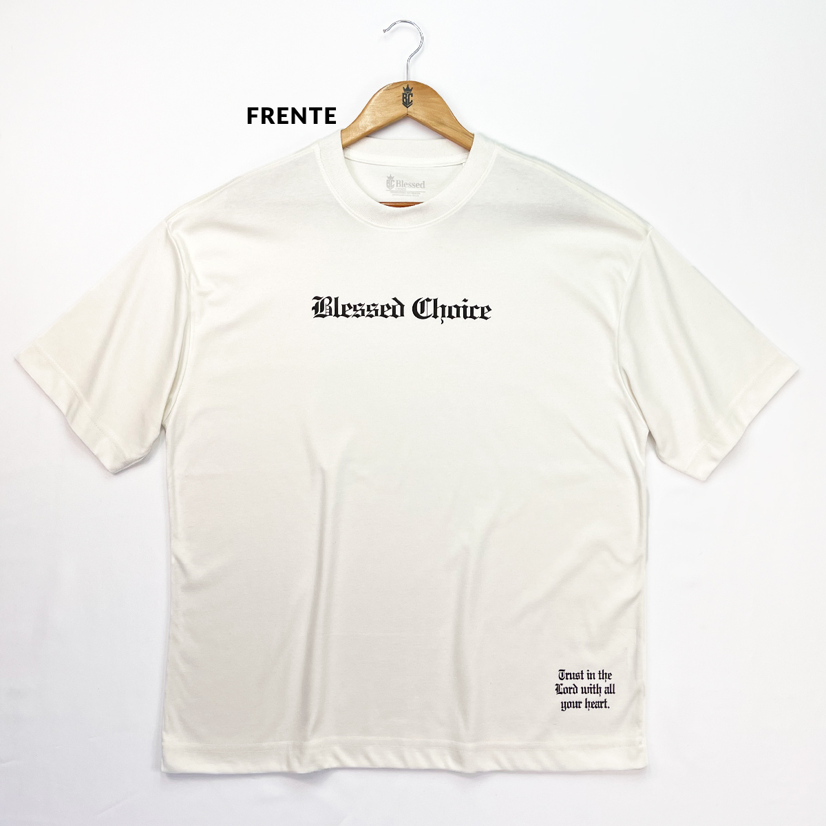 Oversized Off White Full O Amor De Cristo Nos Uniu