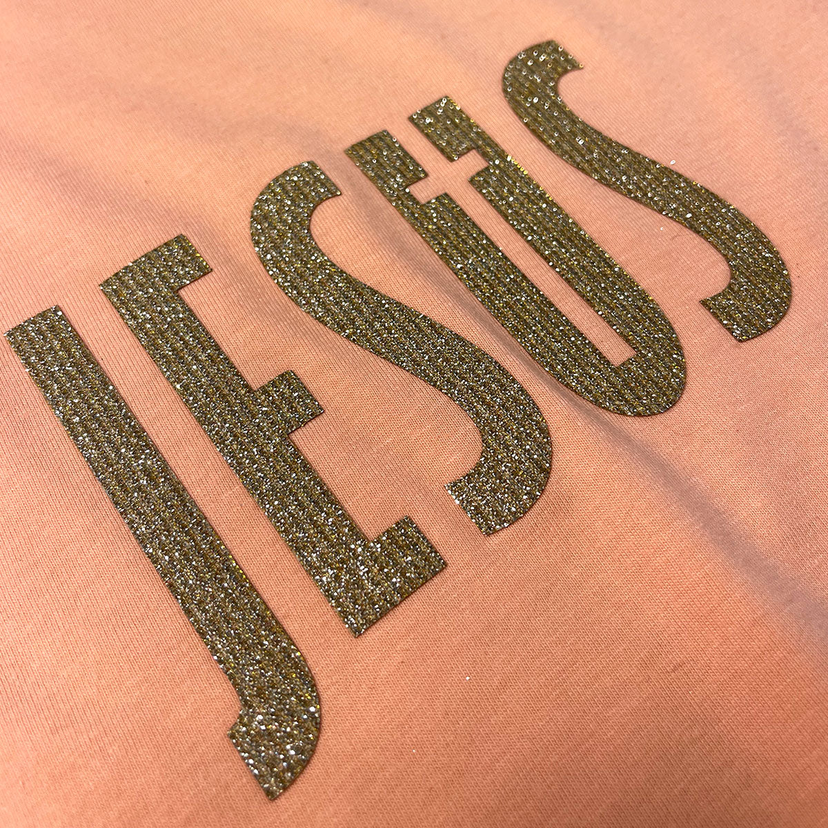 Camiseta Feminina Salmão Jesus Cruz Glitter