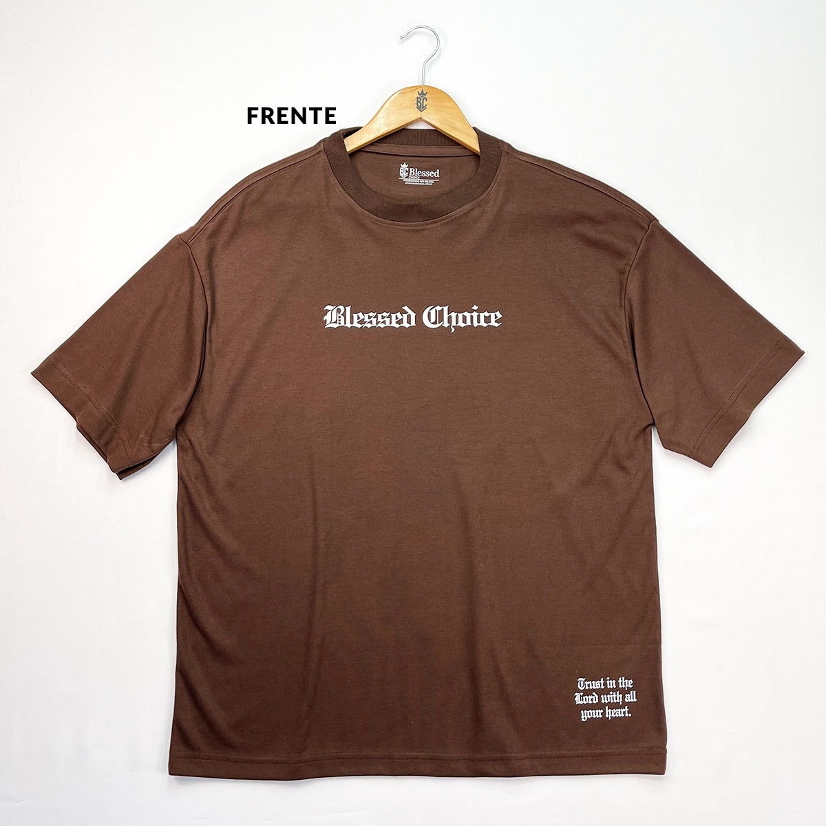 Oversized Marrom Full Jesus Never Fails