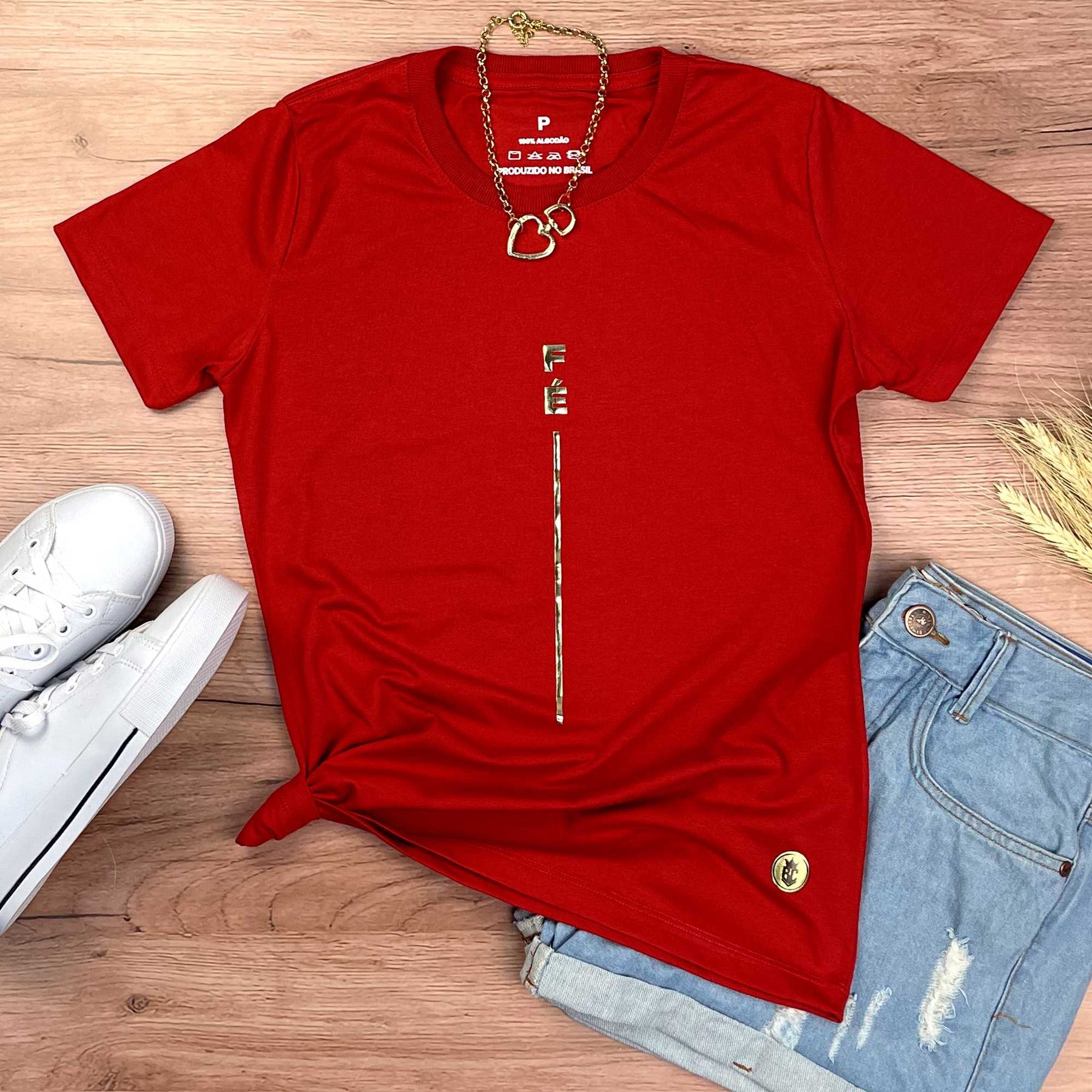 Camiseta Feminina Vermelha Fé Listra Dourado