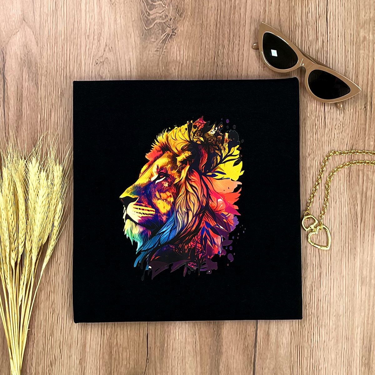 Camiseta Feminina Preta Leão