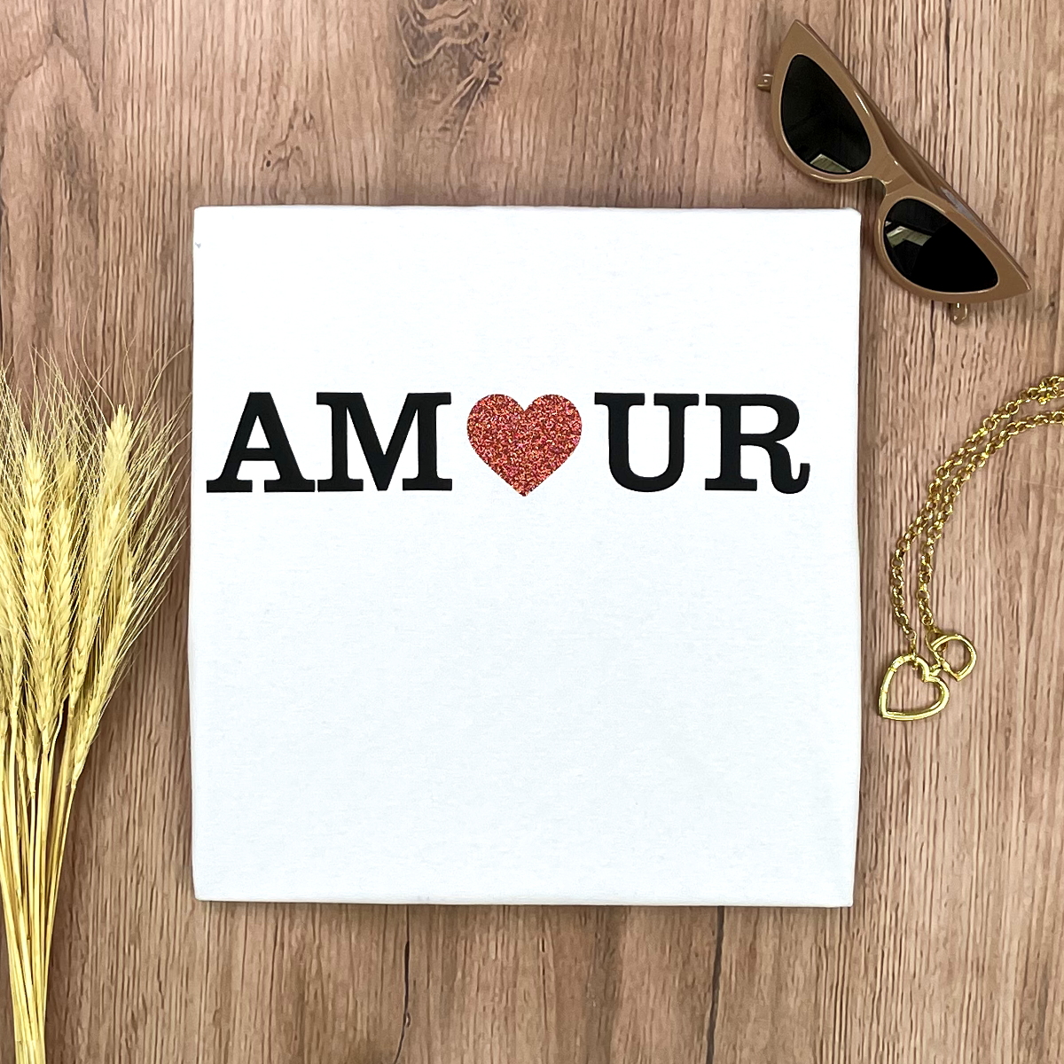 Camiseta Feminina Branca Amour