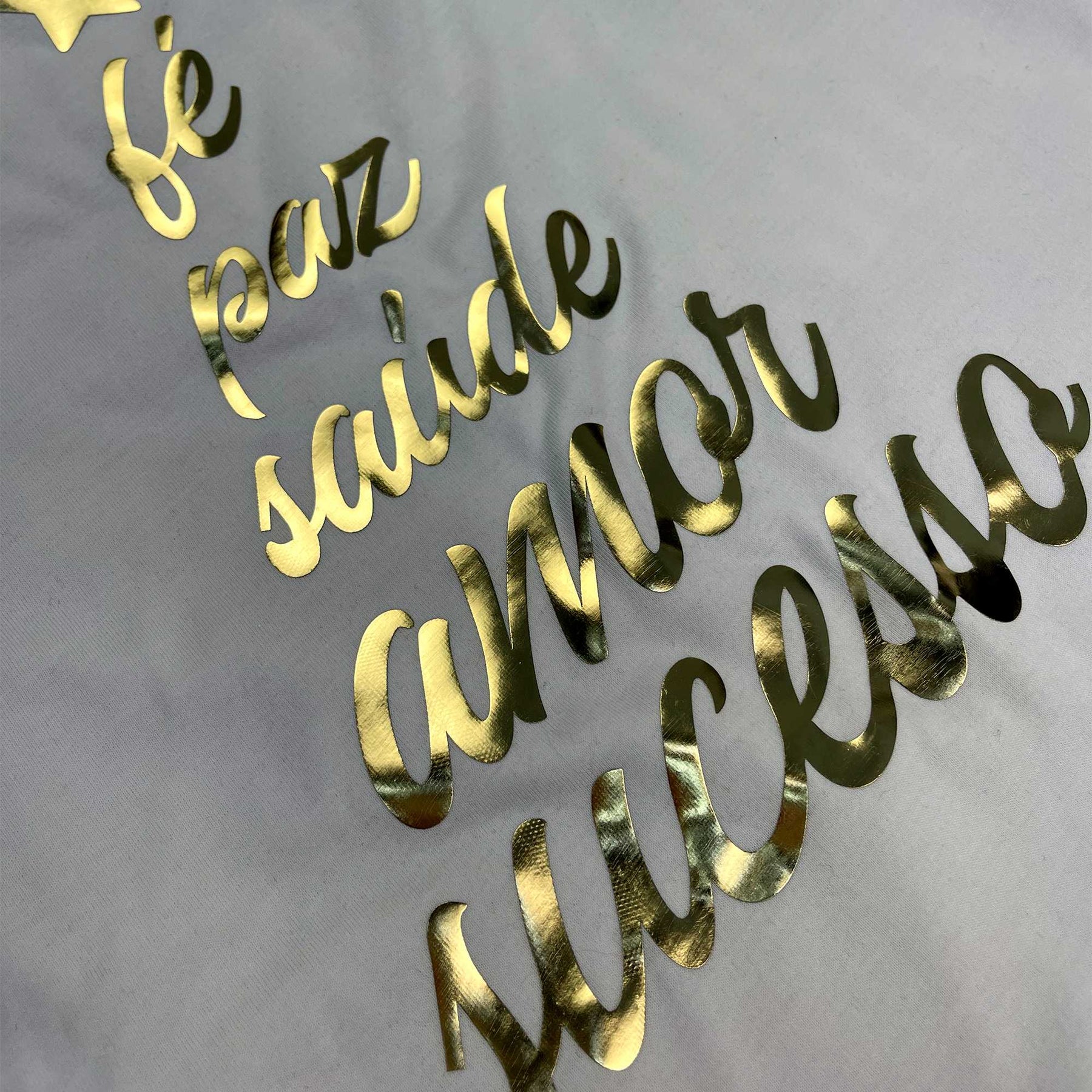 Camiseta Feminina Branca Árvore Fé Paz Dourado