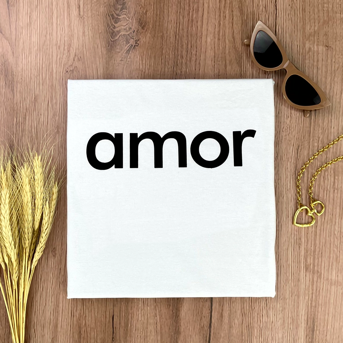 Camiseta Feminina Branca Amor