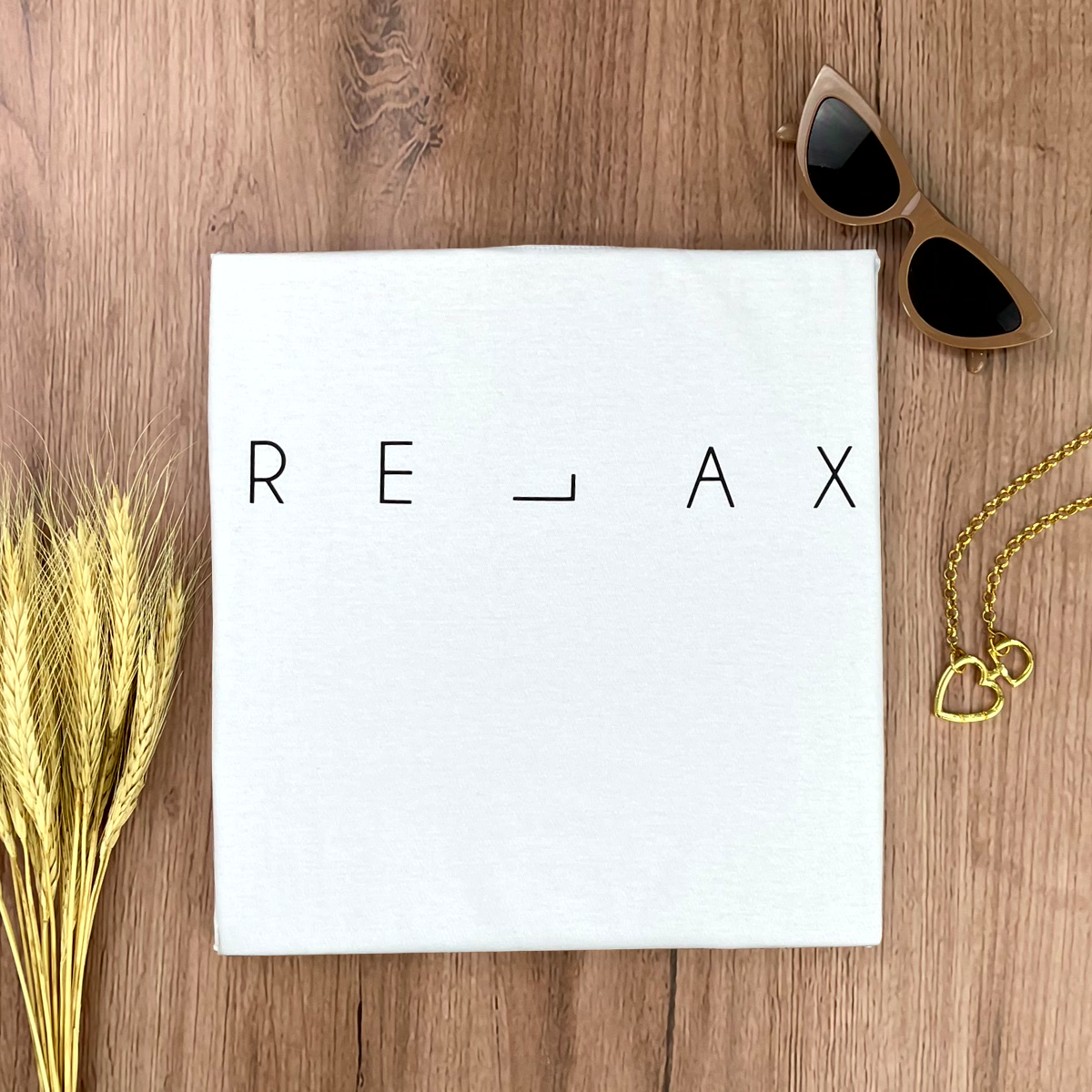 Camiseta Feminina Branca Relax