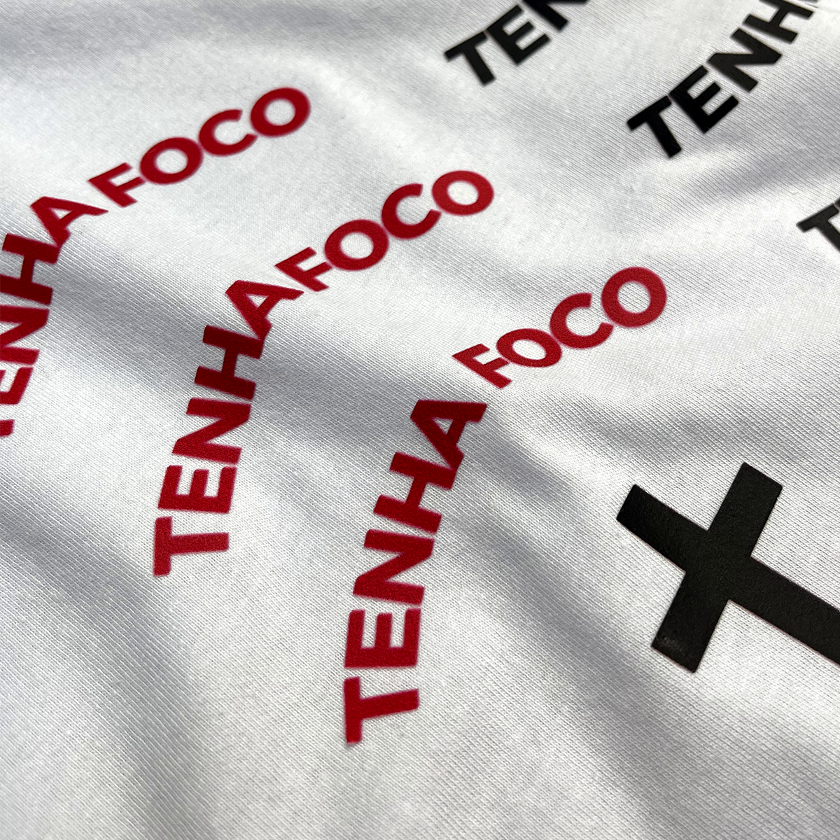 Camiseta Feminina Branca Tenha Foco Tenha Fé