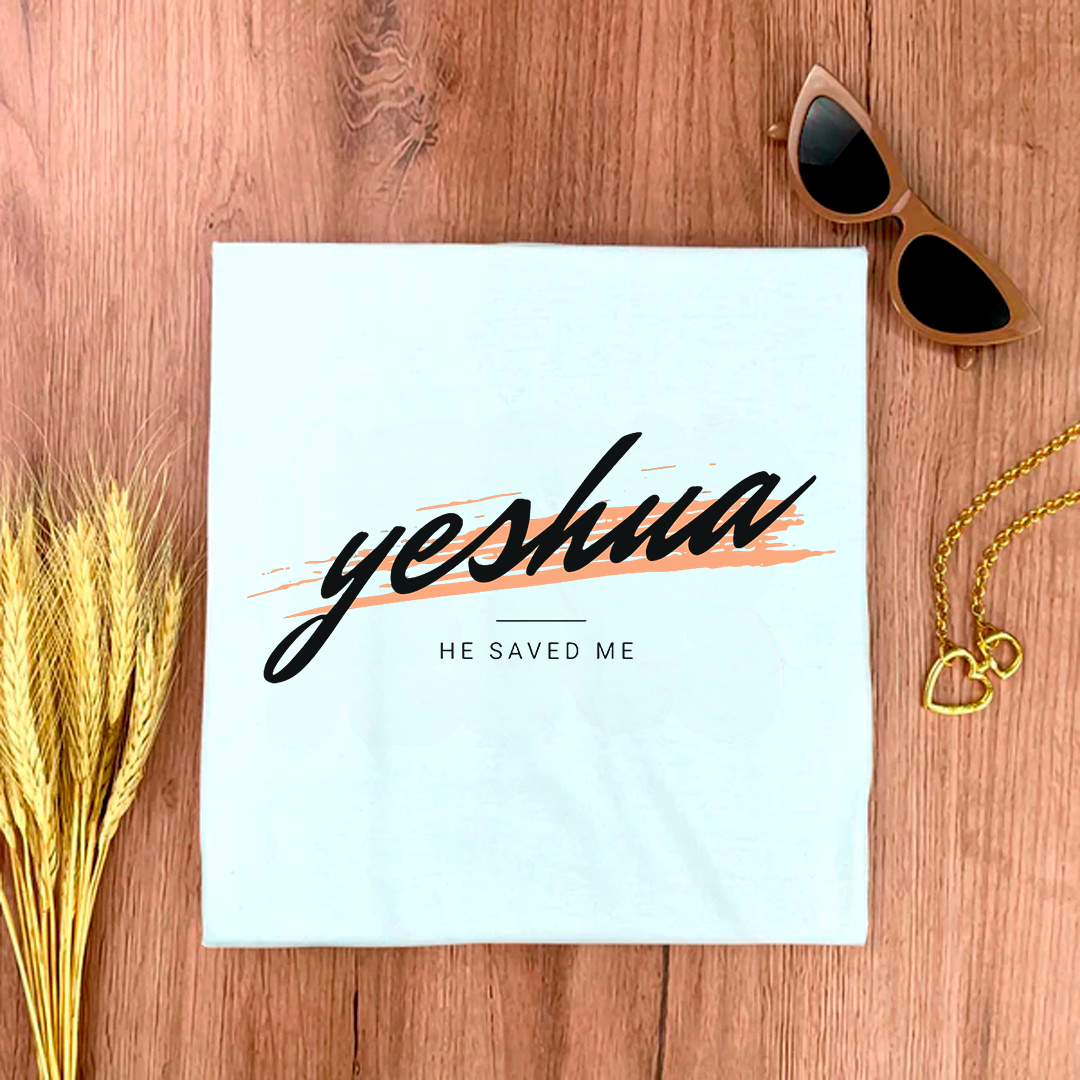 Camiseta Feminina Branca Yeshua He Saved Me