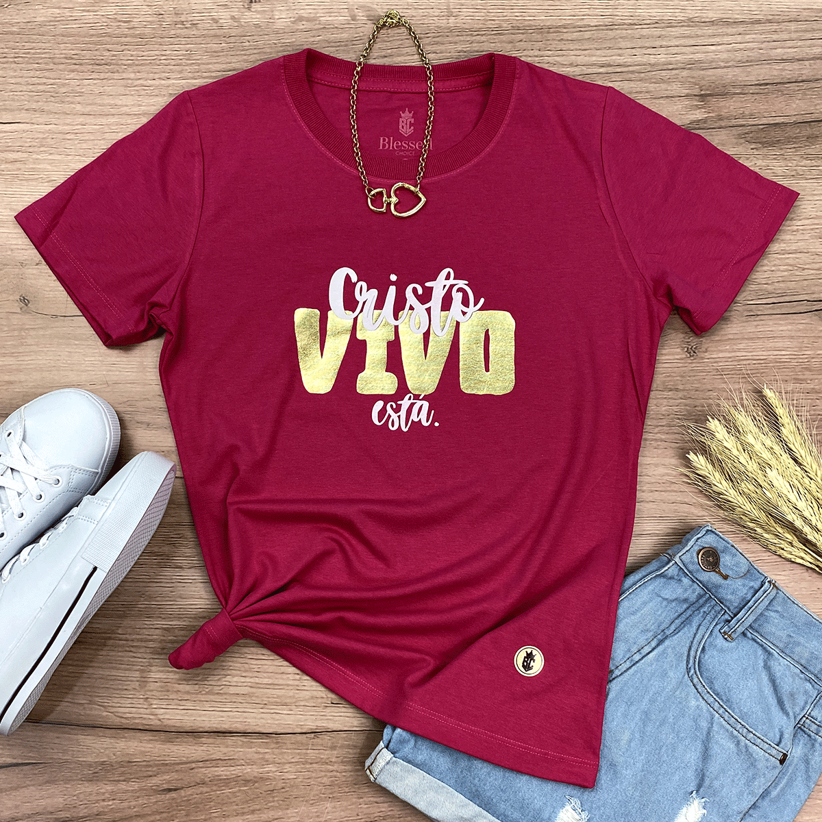 Camiseta Feminina Pink Cristo Vivo Está