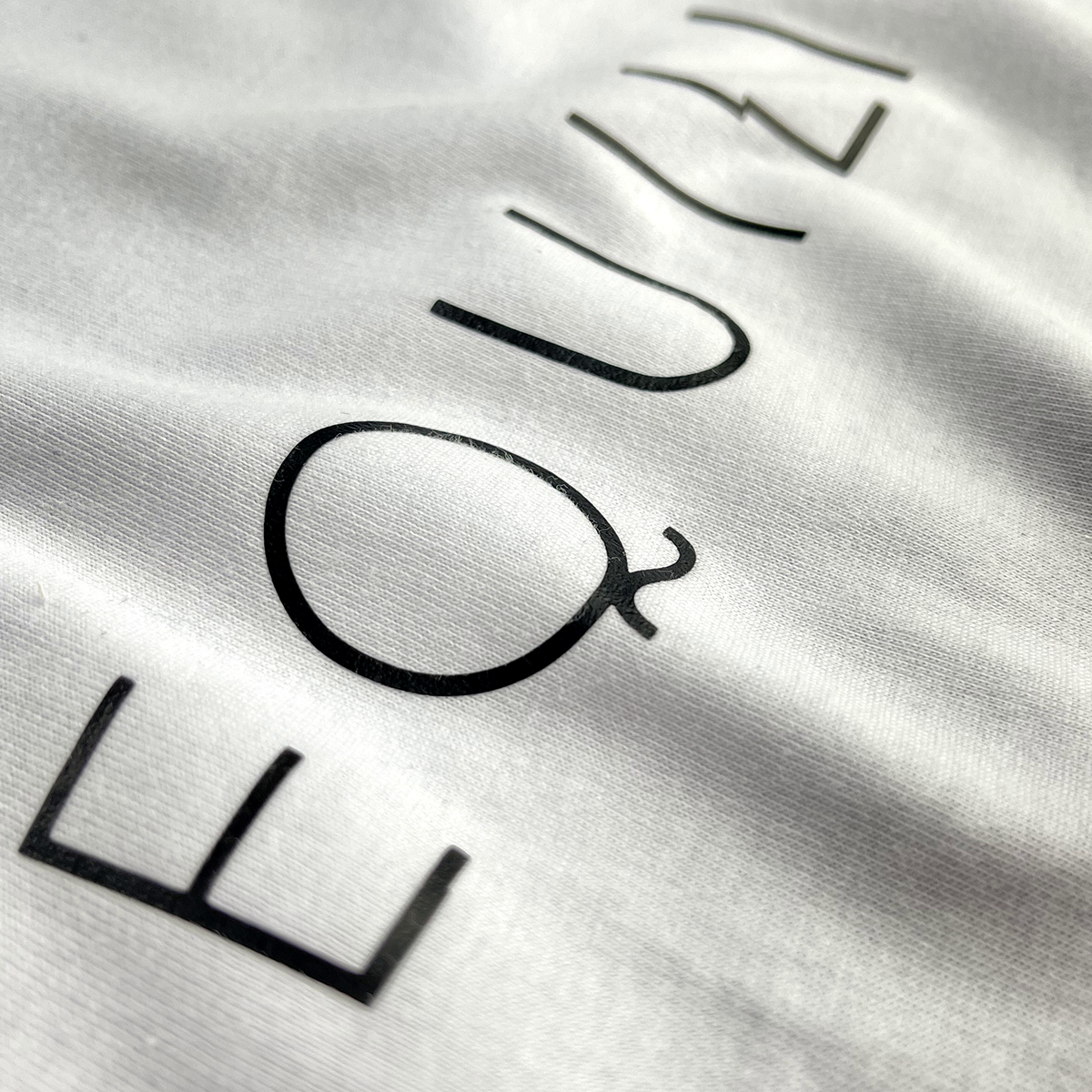 Camiseta Feminina Branca Equilibrio