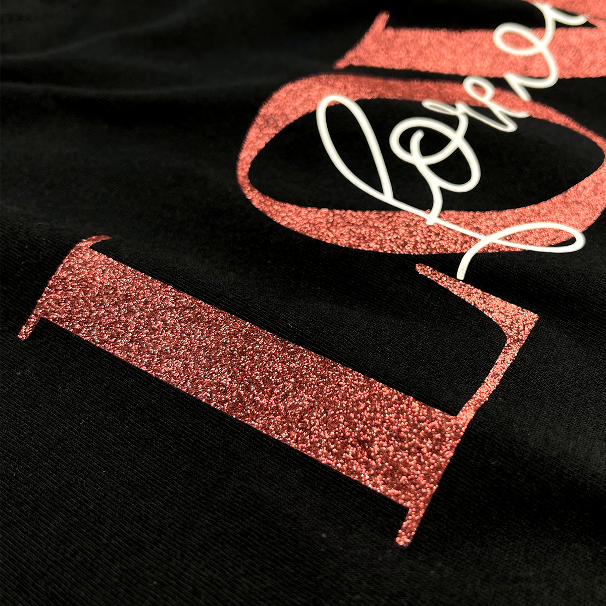 Camiseta Feminina Preta Love forever
