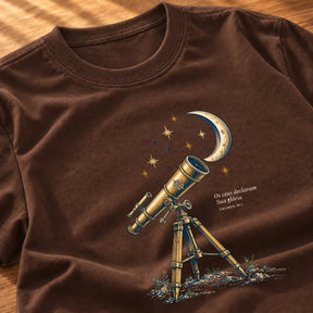 Camiseta Feminina Marrom Os céus declaram Sua glória