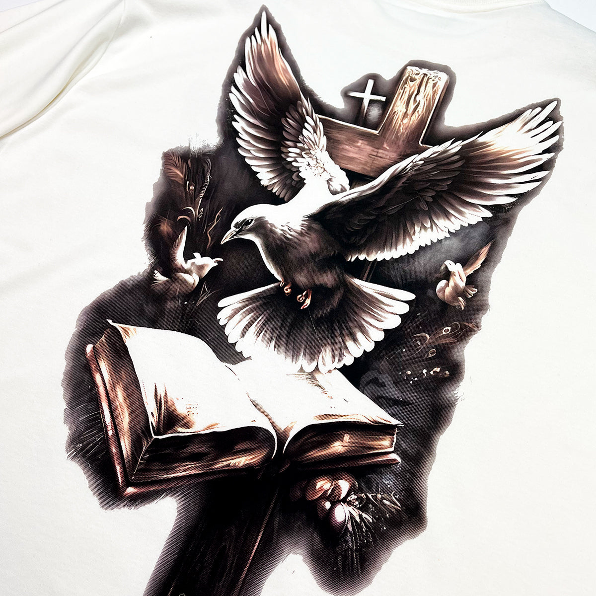 Oversized Off White Full Palavra Espírito Santo