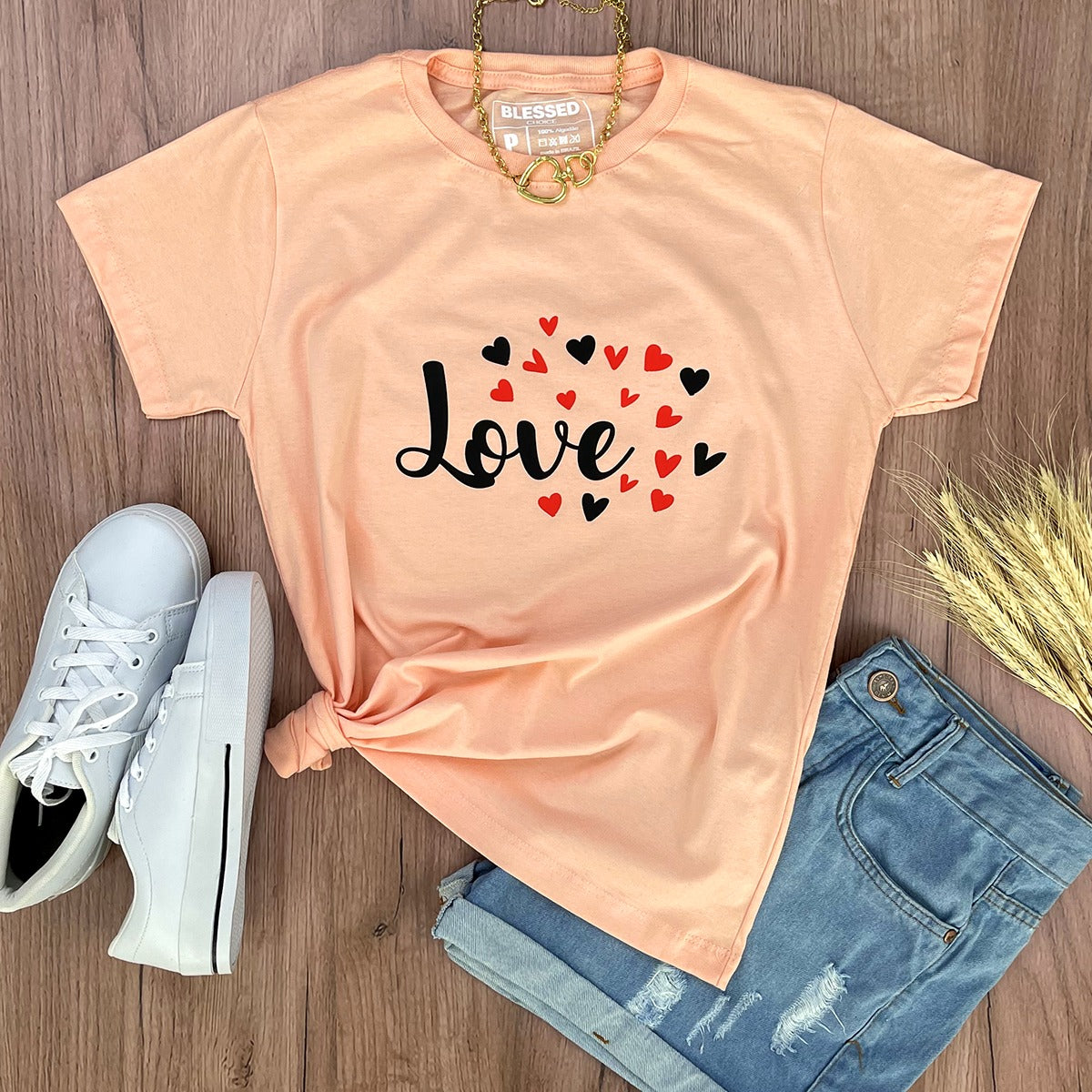 Camiseta Feminina Salmão Love Coração