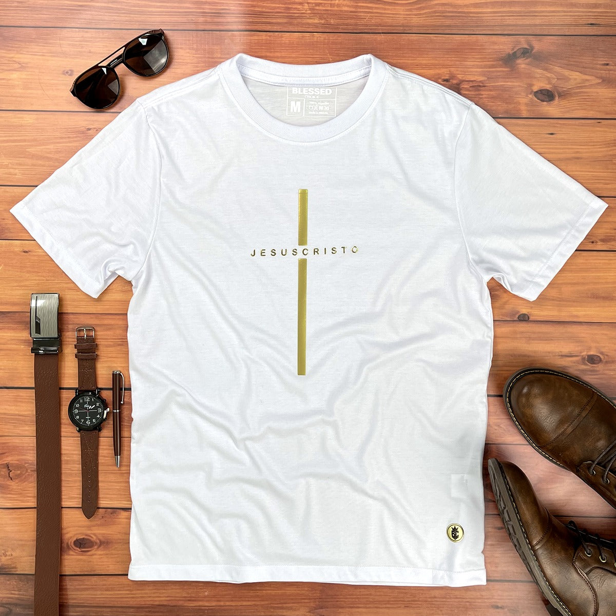 Camiseta Masculina Branca Cruz Dourada Jesus Cristo