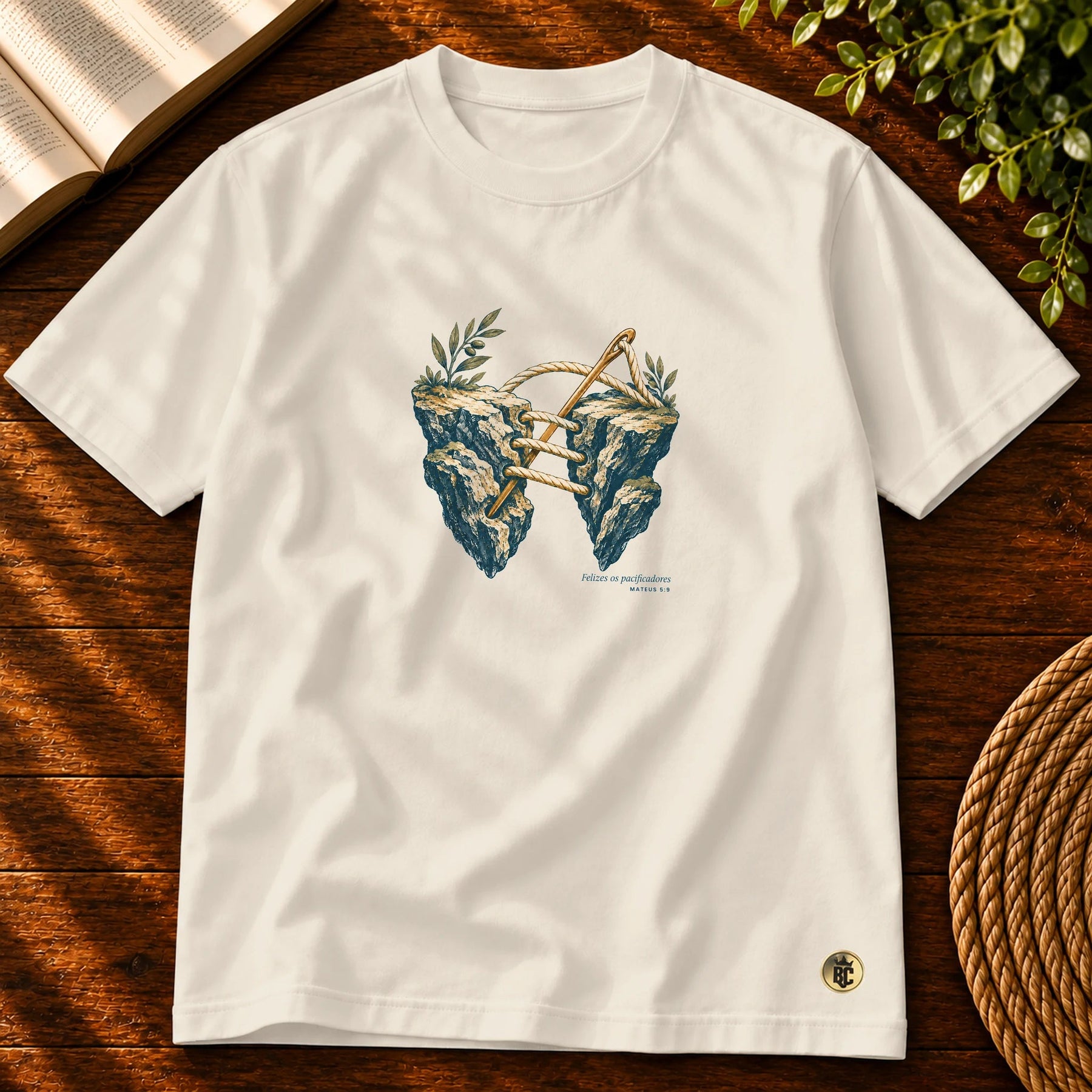 Camiseta Masculina Off White Felizes os pacificadores
