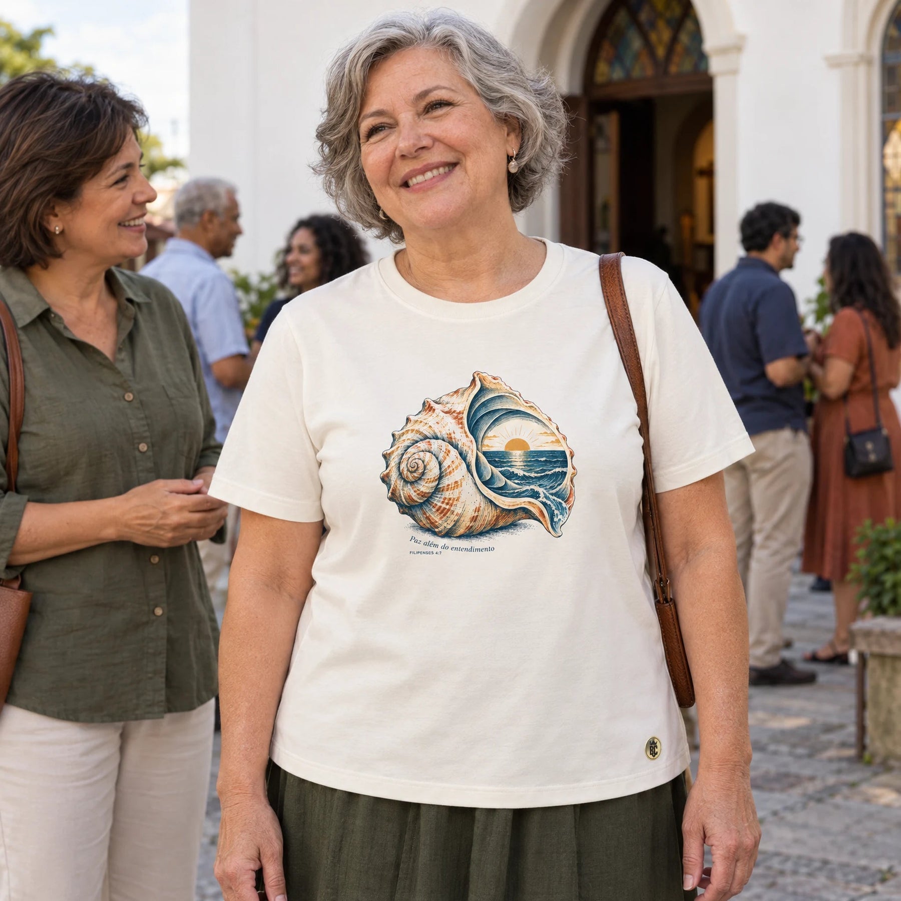 Camiseta Feminina Off White Paz além do entendimento
