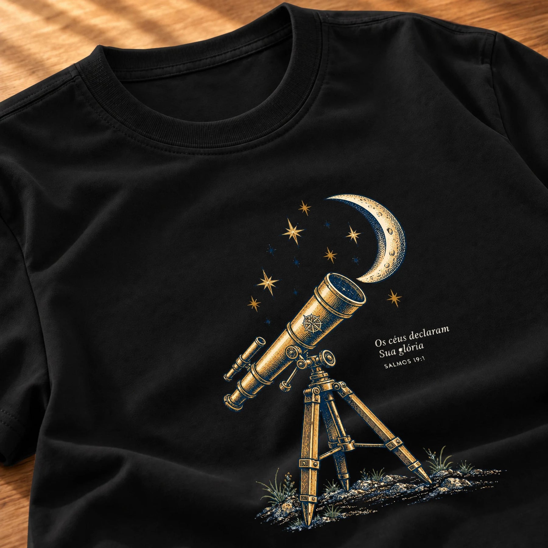 Camiseta Feminina Preta Os céus declaram Sua glória