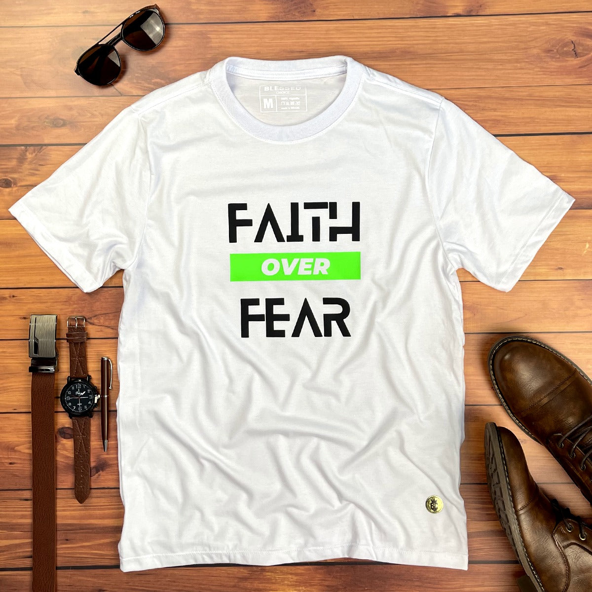 Camiseta Masculina Branca Faith Over Fear