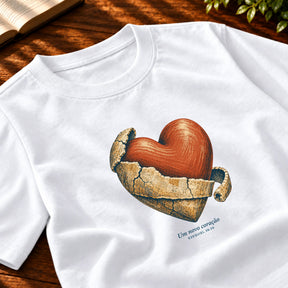 Camiseta Masculina Branca Um novo coração