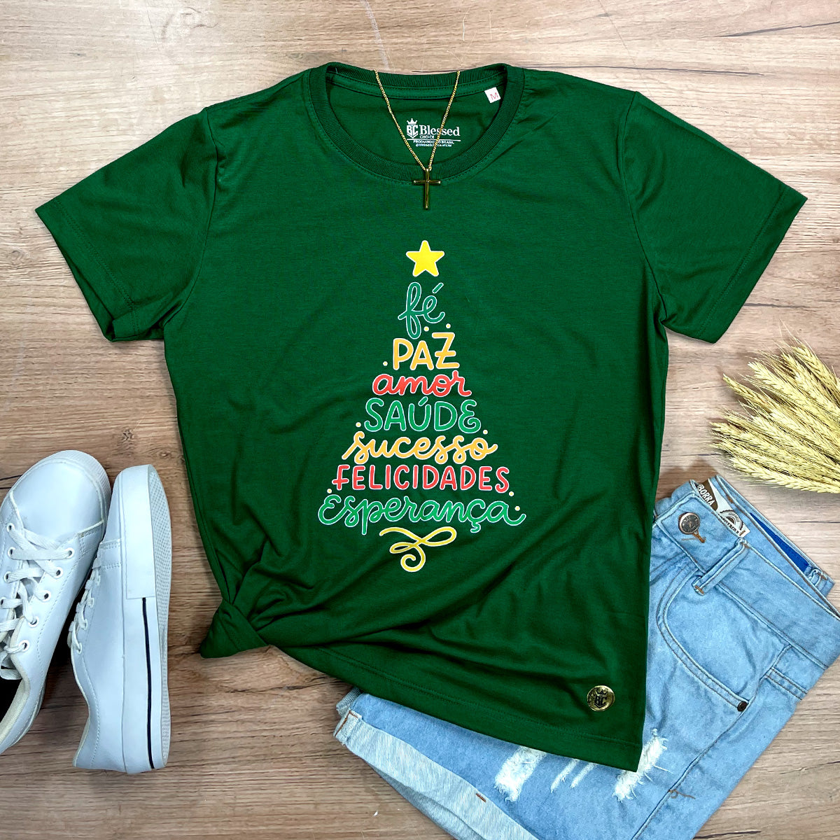 Camiseta Feminina Verde Arvore Fé Paz Colors