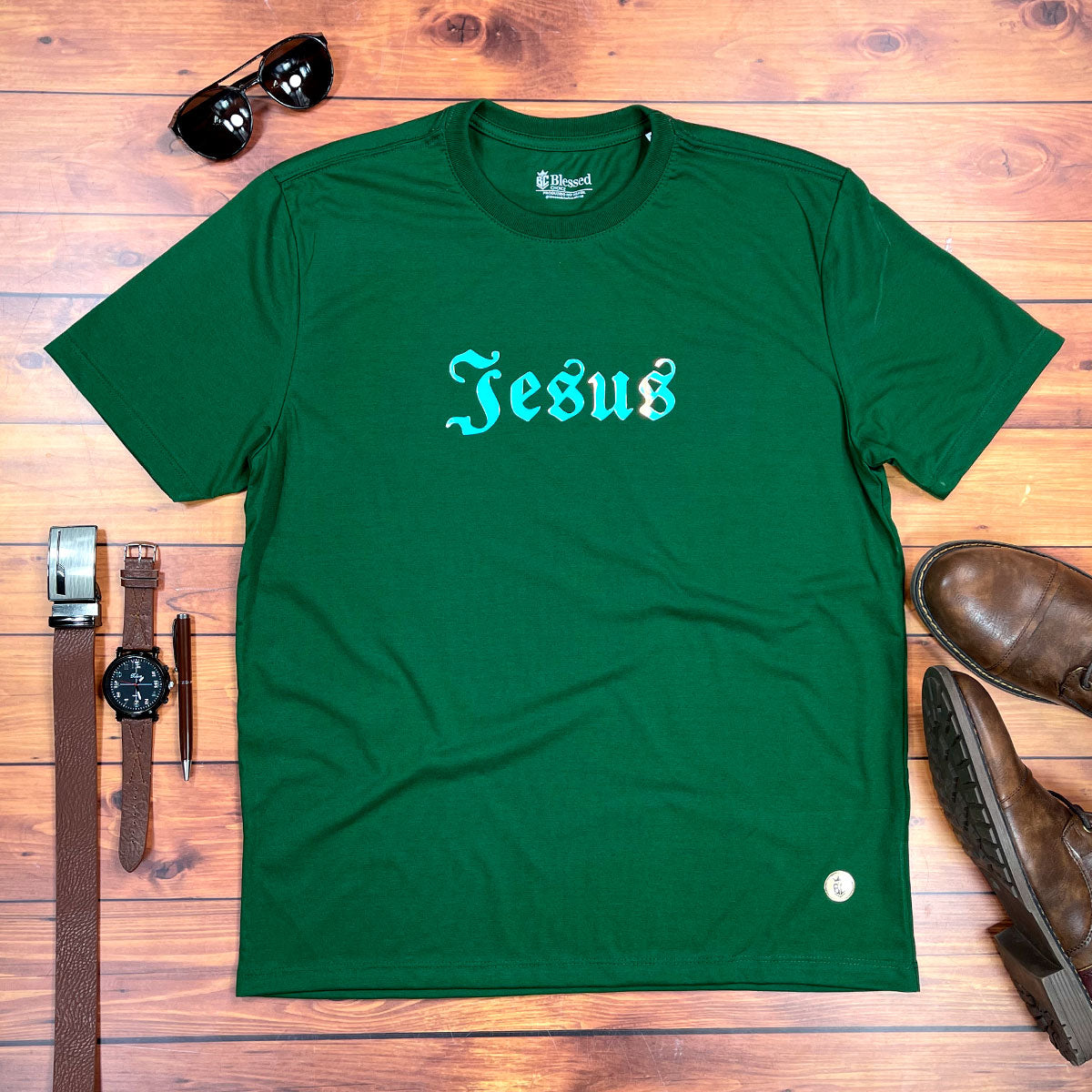 Camiseta Masculina Verde Aplique Jesus