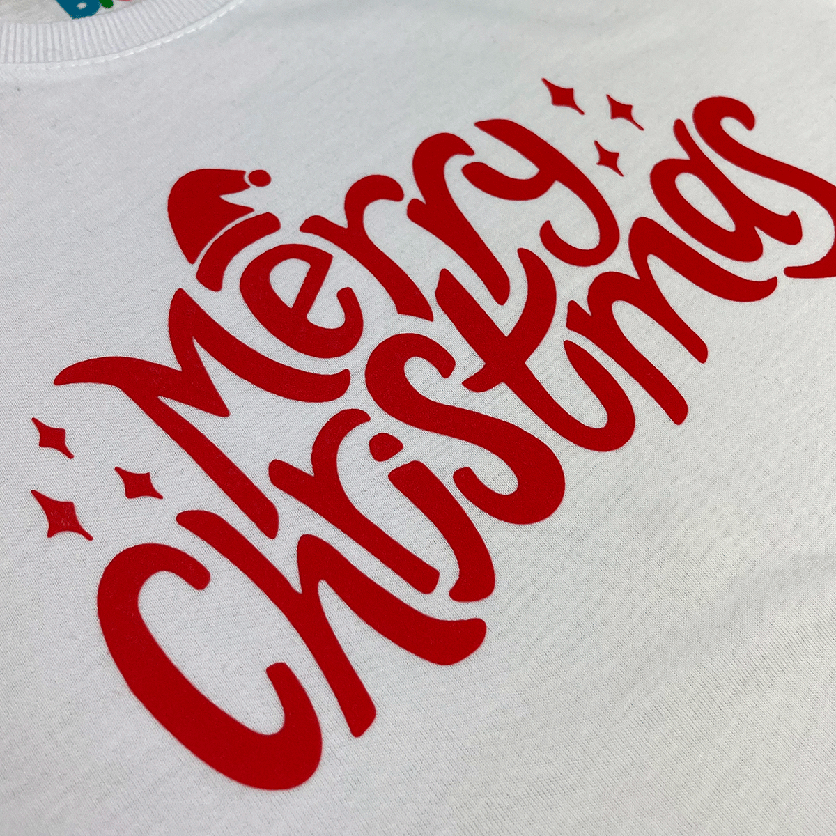 T-Shirt Infantil Branca Merry Christmas Chapéu