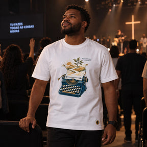 Camiseta Masculina Branca Tudo se fez novo