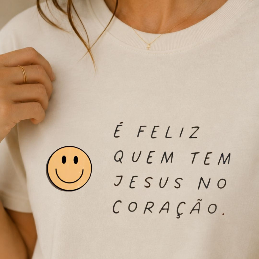 Camiseta Feminina Off White Jesus no Coração