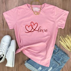 Camiseta Feminina Rosa Love Corações