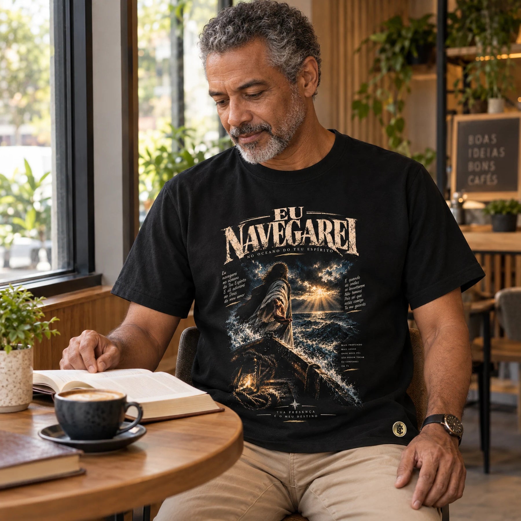 Camiseta Masculina Preta Eu Navegarei