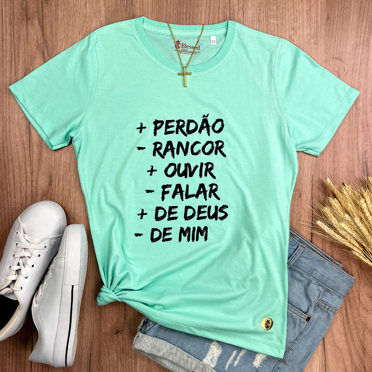 Camiseta Feminina Verde Menta Mais Perdão Menos Rancor