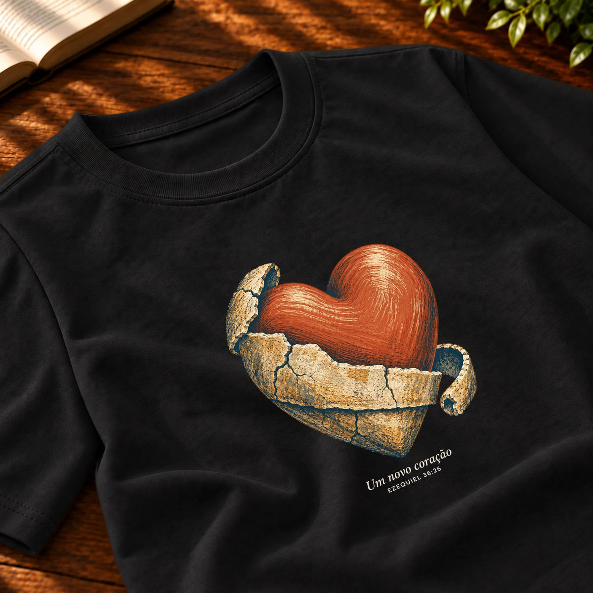 Camiseta Masculina Preta Um novo coração