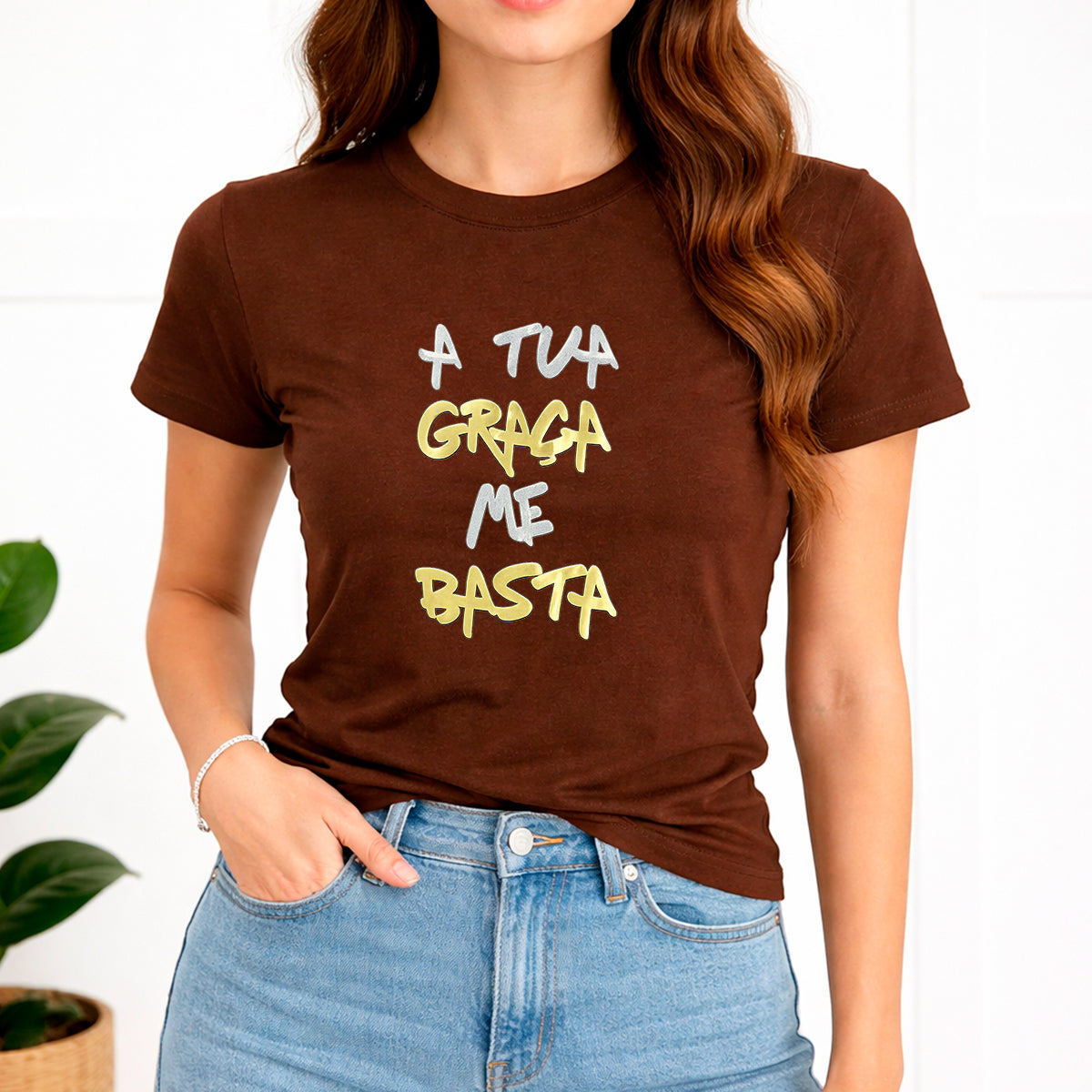 Camiseta Feminina Marrom A Tua Graça Me Basta  Aplique