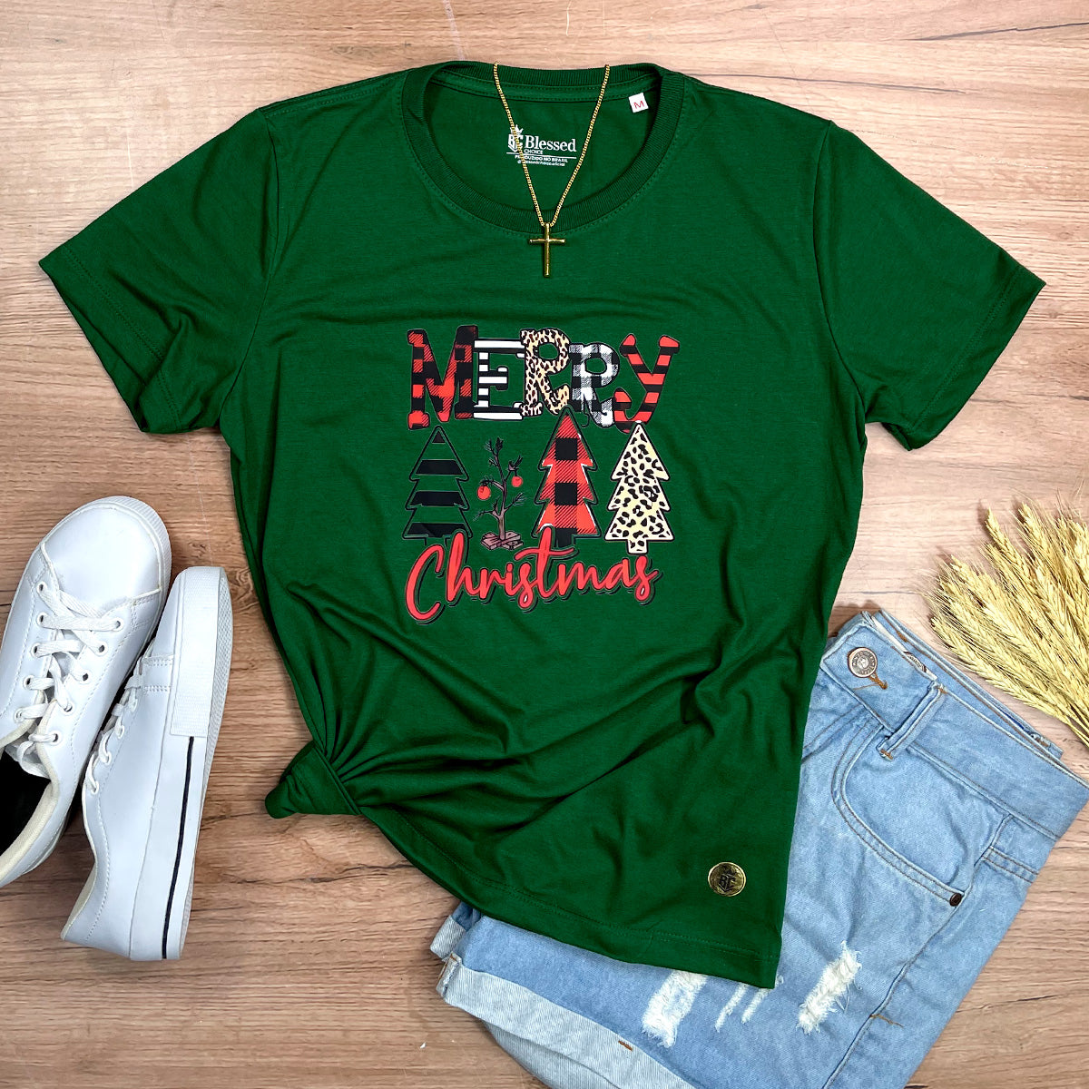 Camiseta Feminina Verde Merry Christmas Árvore
