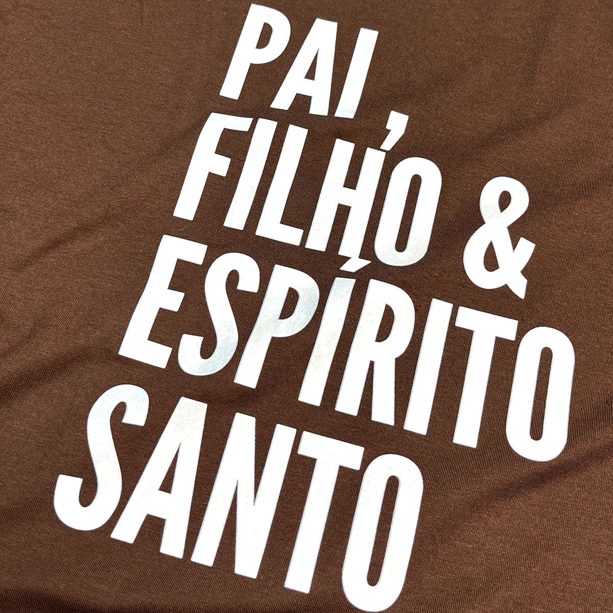 Camiseta Feminina Marrom Pai, Filho & Espírito Santo