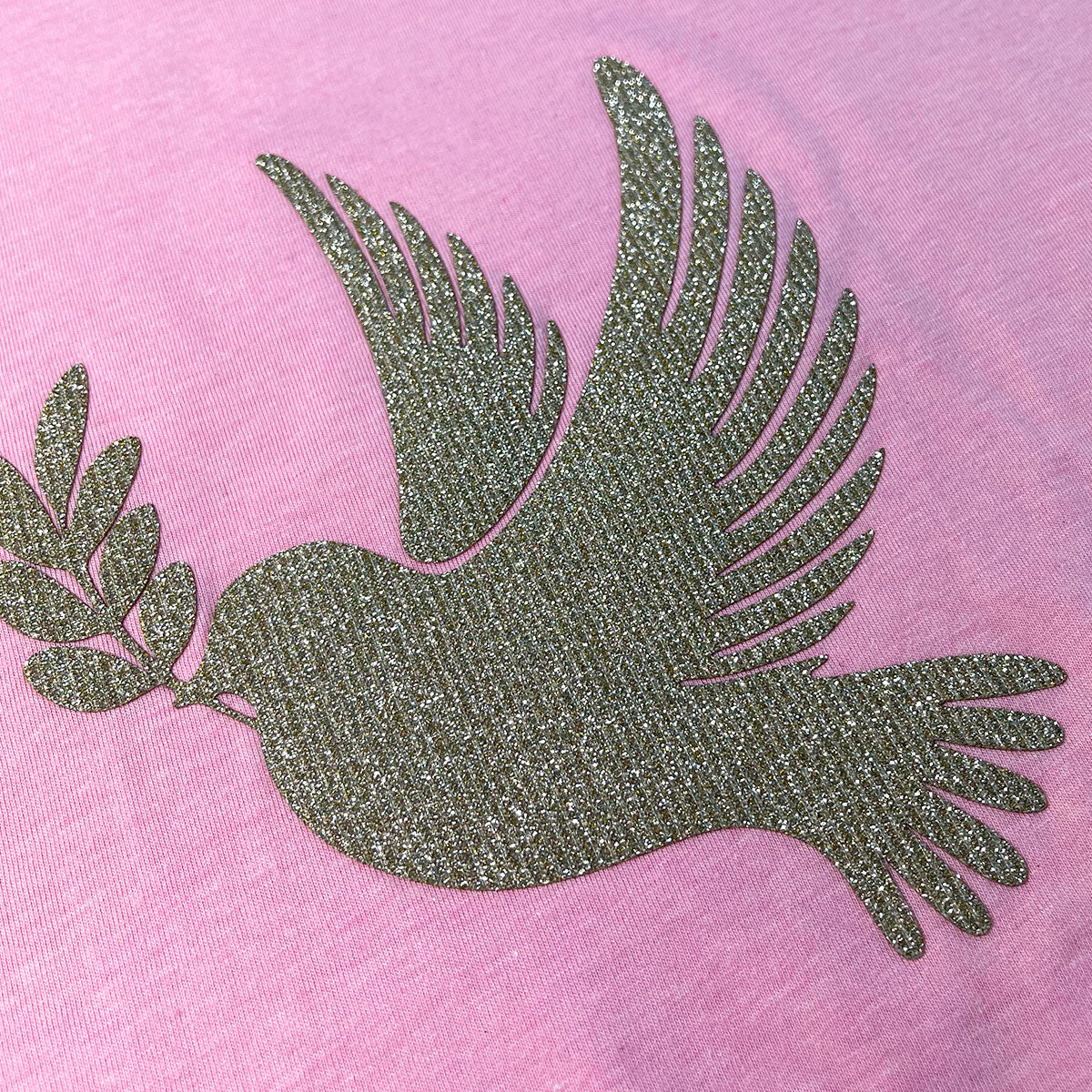 Camiseta Feminina Rosa Pomba da Paz